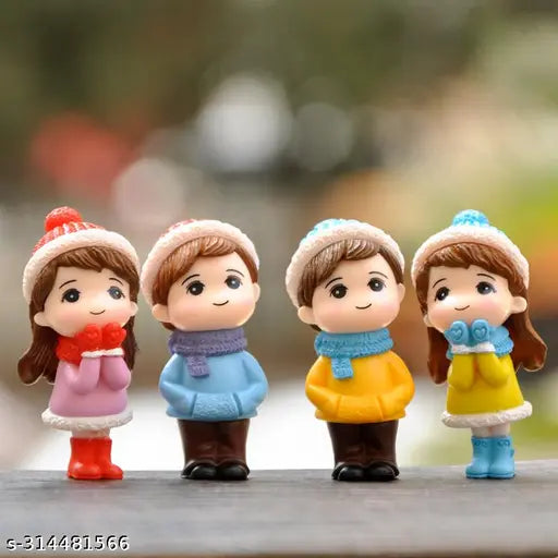 KT Winter Couple Doll Doll Decoration Cute Boy Girl Showpiece Miniature Figurine Romantic Gifts Wedding Decor Cake Decor Showpiece (1 Boy & 1 Girl) (Small)